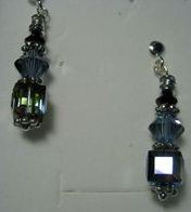 Pendientes con cristales en forma de cubo y biconos de swarovski